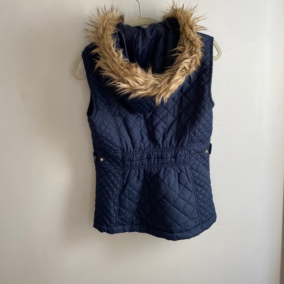 Blue Puff Vest w/ Faux Fur Hoody. Size L - Picture 3 of 4